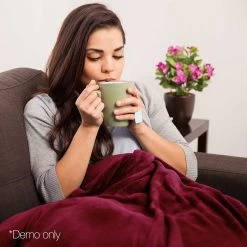 Giselle Bedding Electric Throw Blanket – Burgundy -Furniture Shop EB THROW RUG BGD 08