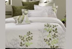 King Size Fantine Sylvan Green Leaf Pattern White Quilt Cover Set(3PCS)