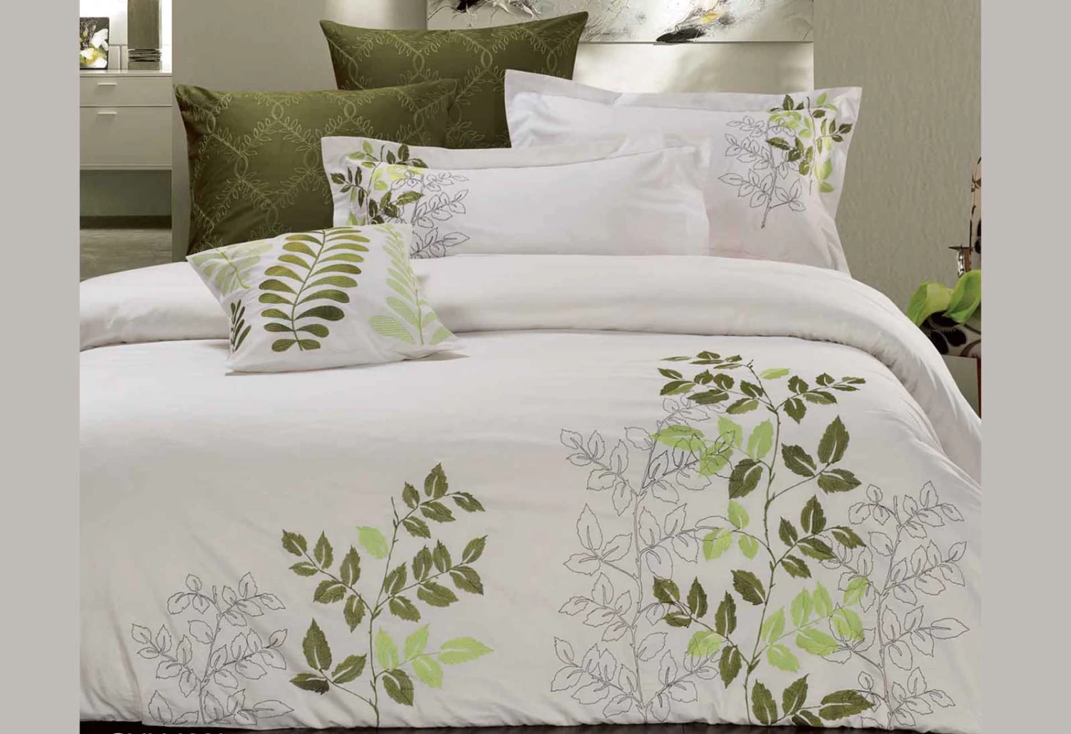 Super King Size Sylvan Green Leaf Pattern White Quilt Cover Set(3PCS) 3 Super King Size Sylvan Green Leaf Pattern White Quilt Cover Set(3PCS)