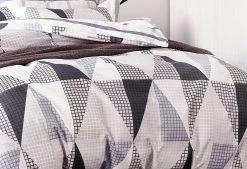 King Size Black White Repeated Triangle Quilt Cover Set(3PCS) -Furniture Shop V62 DS LC0121K 03 2 1