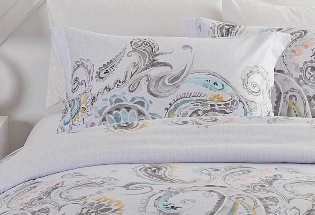 Queen Size White Paisley Quilt Cover Set (3PCS) 5 Queen Size White Paisley Quilt Cover Set (3PCS) - Image 3